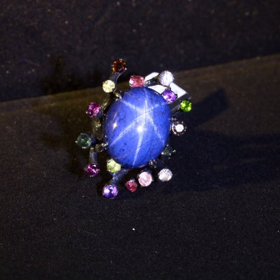 Tanusorn Natural Star Sapphire 39.6 carat Ring Featuring a Sparkling semi precious Gemstone