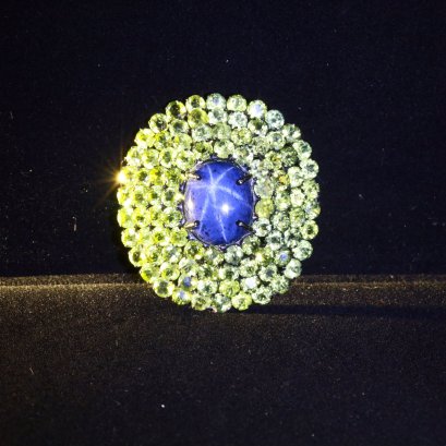 &quot;Tanusorn Natural Star Sapphire 41.23 carat pendant Adorned with Peridote Gemstone&quot;