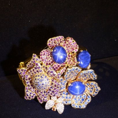 Luxurious and Exquisite, Tanusorn Natural Star Sapphire Bracelet with Fancy Sapphires in Genuine Sterling Silver Setting, Elegance at an Unbeatable Price!