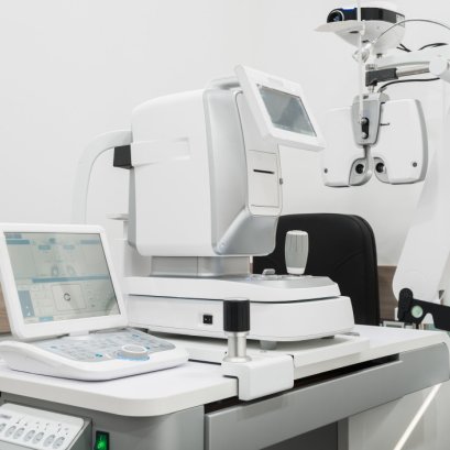 โต๊ะวัดสายตาสำหรับร้านแว่นเปิดใหม่ ควรเลือกแบบไหน?