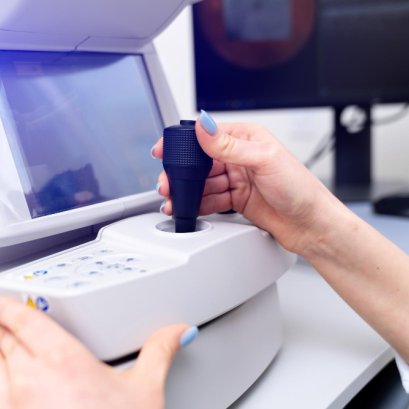 คอมวัดสายตากับขั้นตอนการตรวจสายตาที่ถูกต้อง | คำแนะนำจาก Grandlondon Optical