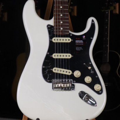 Fender American Performer Stratocaster 2021 Arctic White (3.5kg) brand New