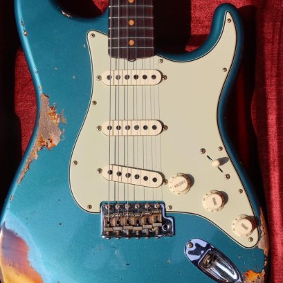 Fender Custom shop'61 Heavy Relic Ocean Turquoise over Sunburst 2023 (3.6kg)