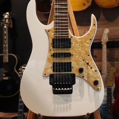 Ibanez RG350DX White 2010 (3.7kg)