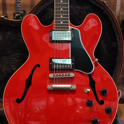 Gibson Es335 Memphis Dot Cherry Red 2013 (3.6kg)