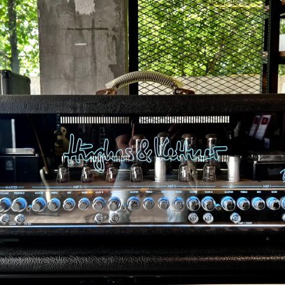 Hughes & Kettner Triamp MK II + Foot