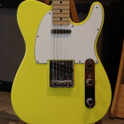 Fender Made in Japan International Color Telecaster Monaco Yellow Limited Edition