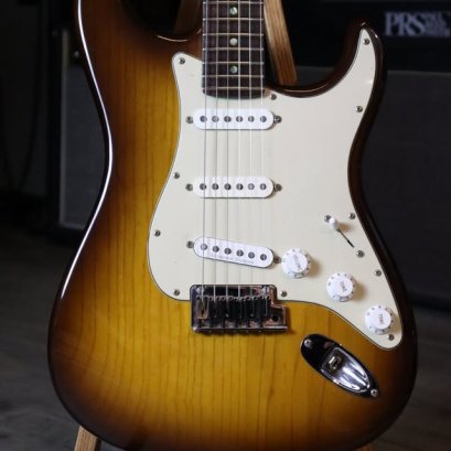 Fender American Deluxe Aged Cherry Ash 2004 (3.3kg)