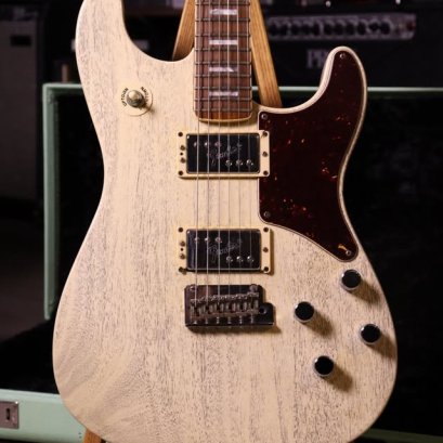 Fender Parallel Universe II Uptown Stratocaster Static White 2020 (3.8kg)