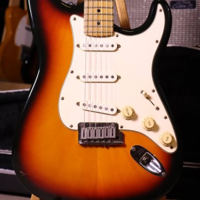 Fender American Standard 1995 Sunburst 2-tone (3.9kg)