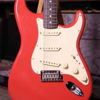 Fender American Professional Rosewood Neck Fiesta Red 2019 (3.6kg)