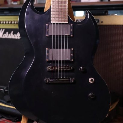 ESP Viper Black 2005 (4.1kg)