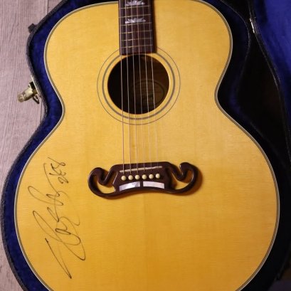Gibson SJ150 Natural 2007 Slash Signed MusicCares MAP 2008
