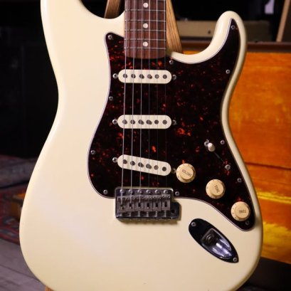 Fender Custom shop Stratocaster'60 Matching Head White 1996 Birdeyes Neck John Page Era (3.5kg)