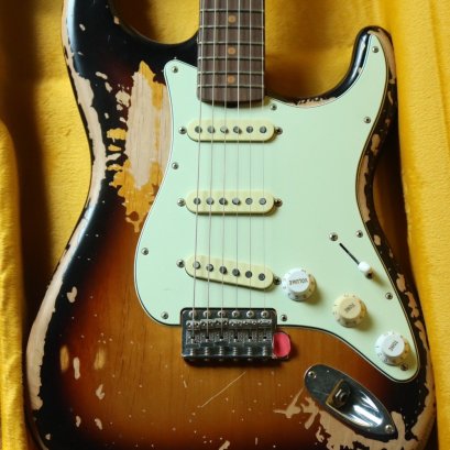 Fender Mike McCready Stratocaster Heavy Relic (3.5kg)