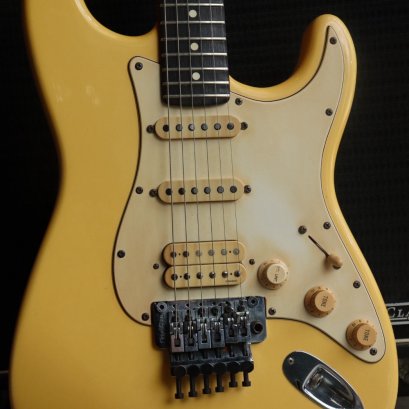 Fender Classic Floydrose Vintage White 1992 (3.8kg)