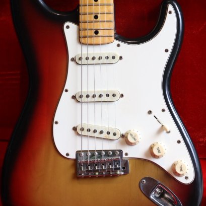 Fender Stratocaster 1973 Alder Sunburst Original (3.4kg)