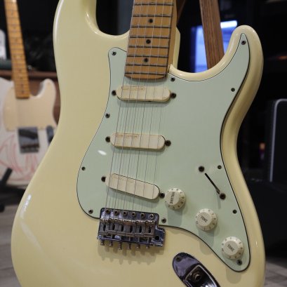Fender Eric Clapton Olympic White 2000 (3.6kg)