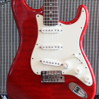 Fender Custom shop Deluxe Quilt Candy Red 2012 Abby pickups (3.2kg)