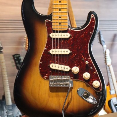 Fender Buddy Guy Signature Stratocaster Sunburst 2007 Usa (3.9kg)