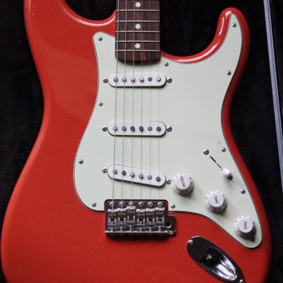 Fender Traditional II 60s Japan Fiesta Red 2023 (3.2kg)