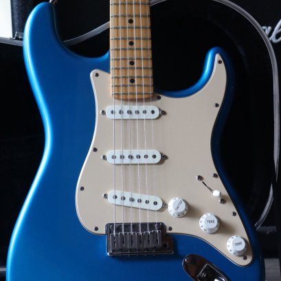 Fender American Standard Chrome Blue 2002 (3.5kg)