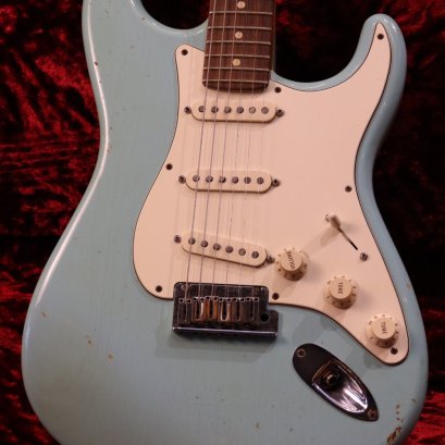 Fender Custom shop Pro Relic 2013 Daphne Blue (3.5kg)