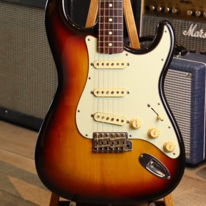 Fender Stratocaster ST62 Sunburst 1993 Alder+Pu Texas Usa (3.5kg)