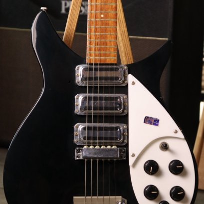 Rickenbacker Jetglo 325C64 2011 (3.0kg)