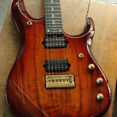 Musicman John Petrucci BFR Koa 2013 (3.8kg)