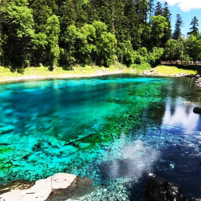ทะเลสาบห้าสี (五彩池) Colorful Pond