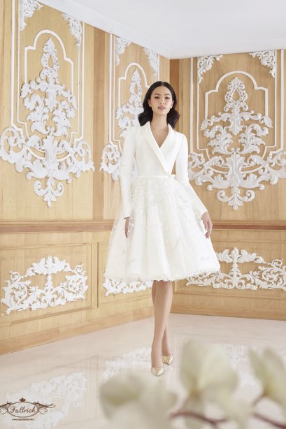 ชุดหมั้น สำหรับเช่า