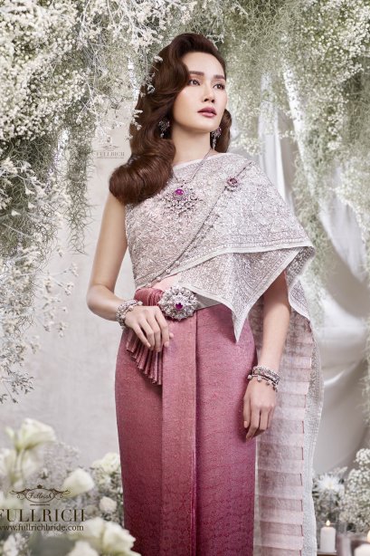 ชุดไทย สำหรับเช่า