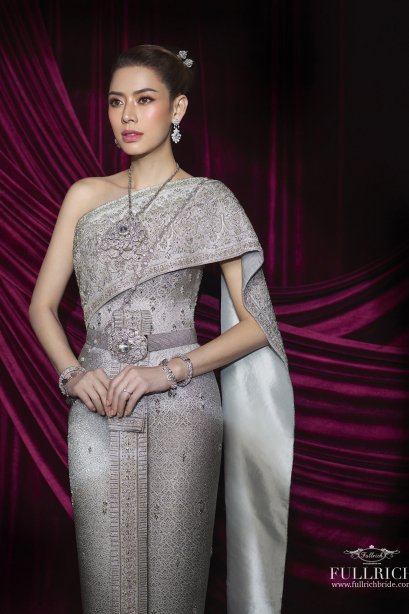 ชุดไทย สำหรับเช่า