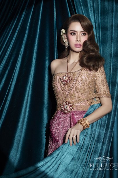 ชุดไทย สำหรับเช่า