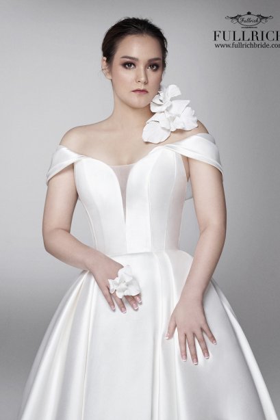 ชุดแต่งงาน สำหรับเช่า