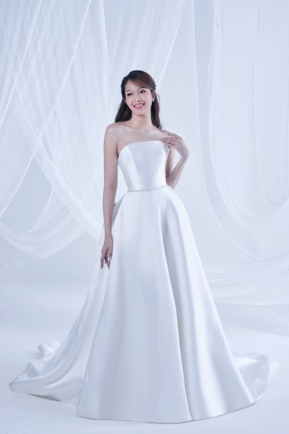 ชุดแต่งงาน สำหรับเช่าราคาถูก