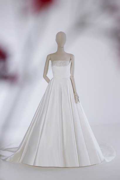 ชุดแต่งงาน สำหรับเช่า