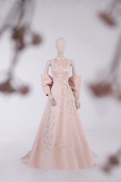 ชุดหมั้น สำหรับเช่า