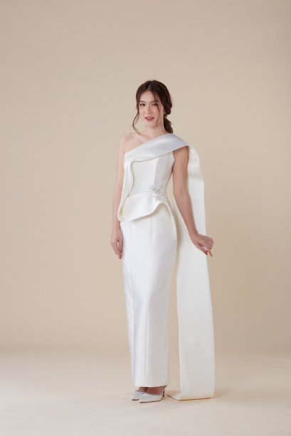 ชุดแต่งงาน สำหรับเช่าราคาถูก