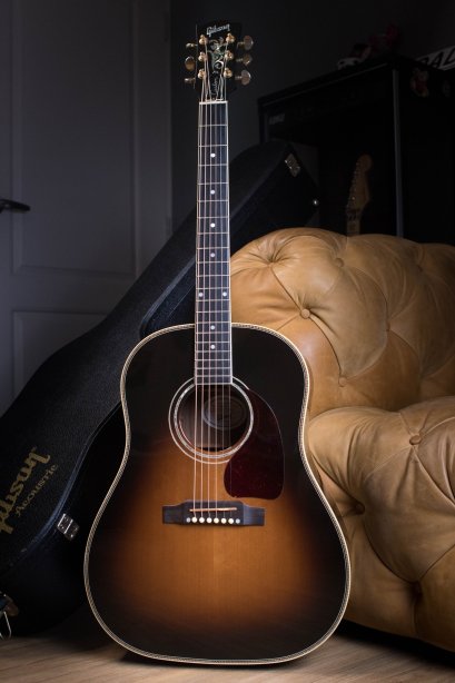 Gibson J-45 Custom ( 2011 )