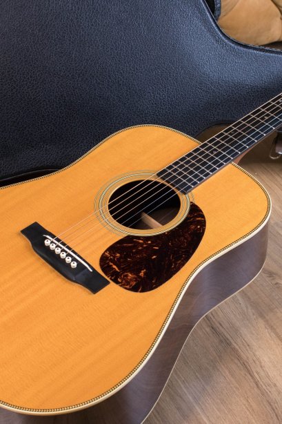 Martin HD-28V 2012