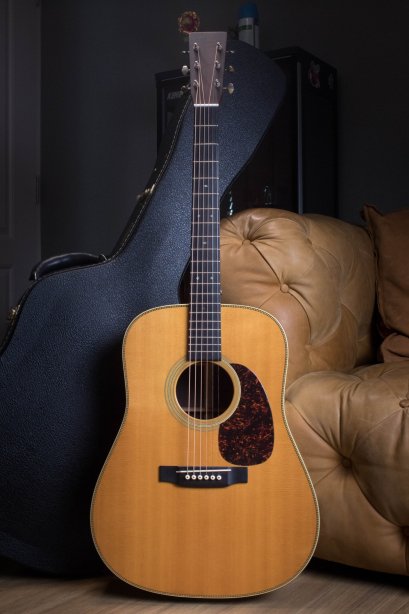 Martin HD-28V 2004