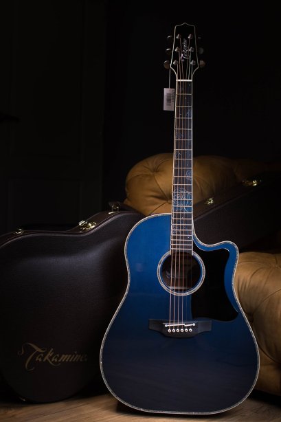 Takamine Limited Edition 2021 Blue Rose