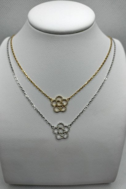 สร้อยคอพร้อมจี้ดอกไม้หัวใจ