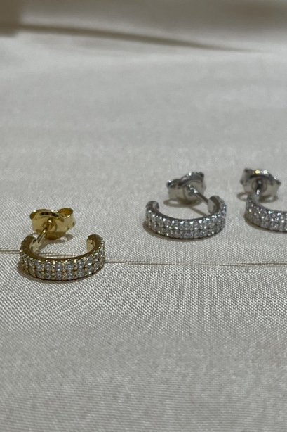 ต่างหูแบบแป้นกลมเพชรเรียงแถวคู่