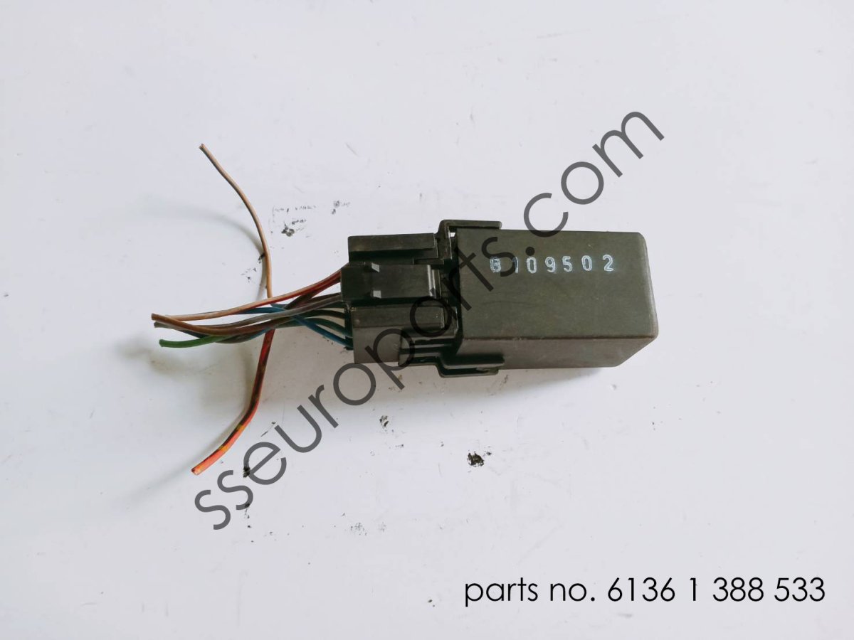 Hazard warning relay 61361388533 1388533