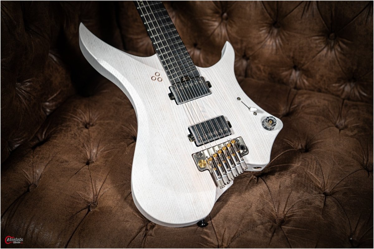 GOC Guitars Ilumina 6弦マルチスケール GOC Guitars Ilumina 6弦マルチスケール Up Close: GOC Guitars