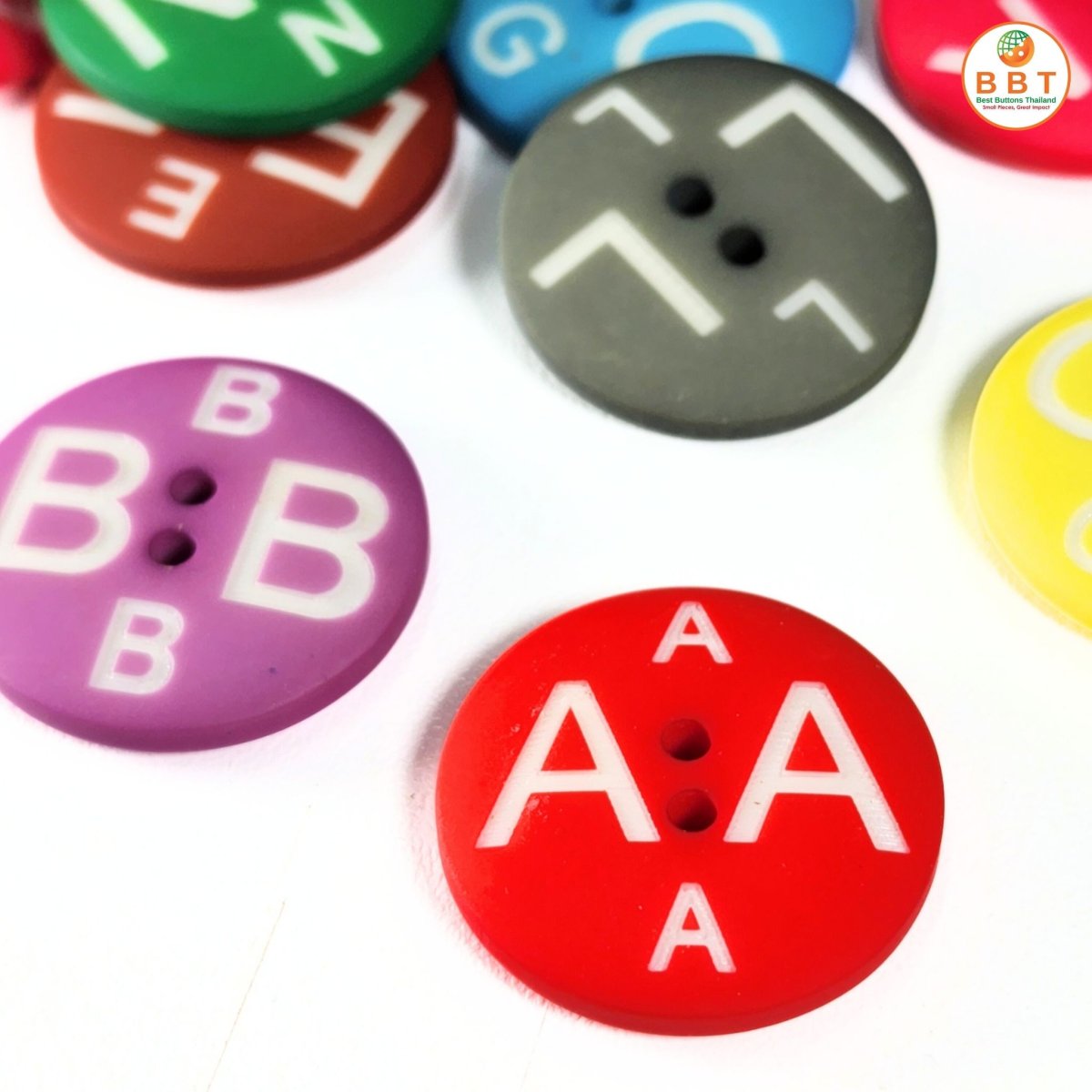 Alphabet Buttons - ABC (144 pcs / pack) - bestbuttonsthailand