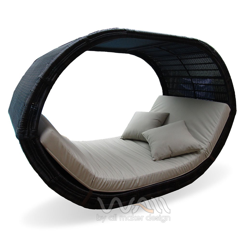 Rattan Daybed